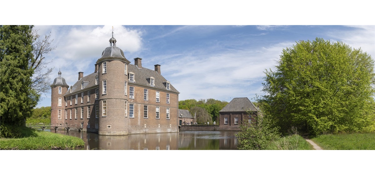 Drone foto Kasteel de Slangenburg